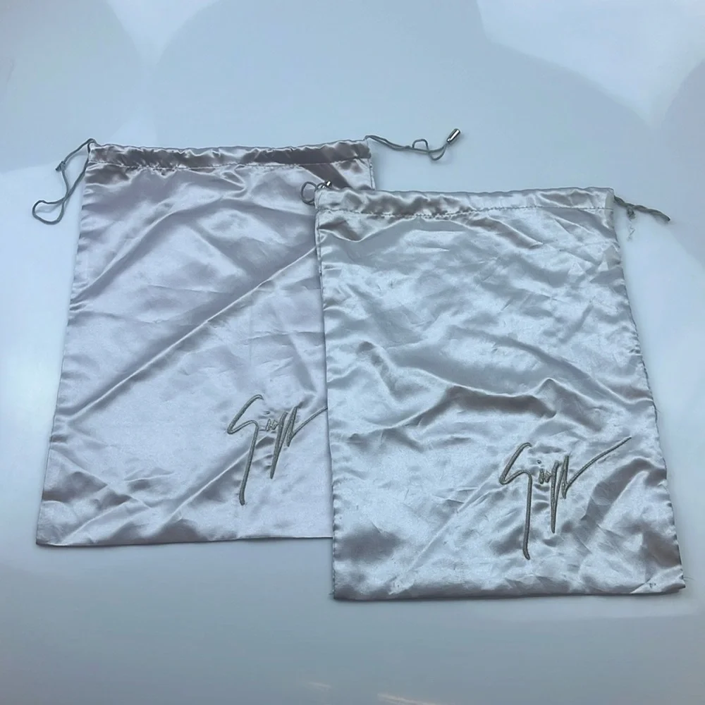 Pair of 2 Giuseppe Zanotti Satin Dust Bag N183-21